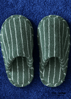 Thin Striped House Slippers / Blue